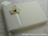 Knjiga dojmova - White Orchid
