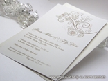 elegantna pozivnica za vjenčanje s cvjetovima i ružama