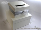 kutija za kuverte sa srebrnom trakom i ruzom