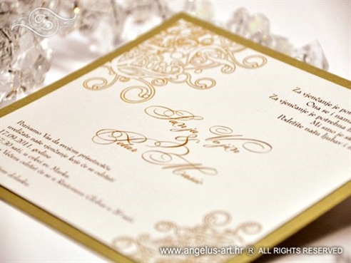 zlatna pozivnica za vjenčanje s tiskom zlatnih cvjetova